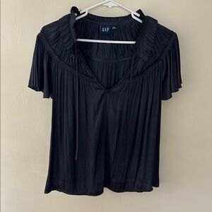 GAP Black Pleated V-Neck Flutter Sleeve Blouse